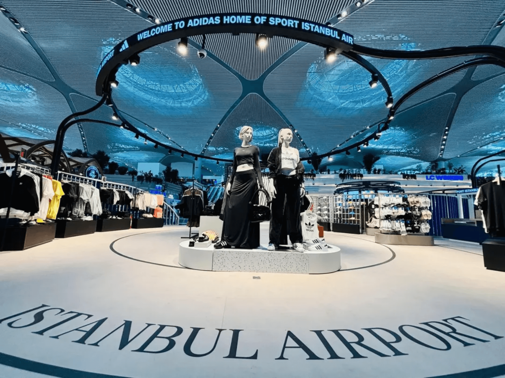 Adidas – İstanbul Havalimanı - Görsel 3
